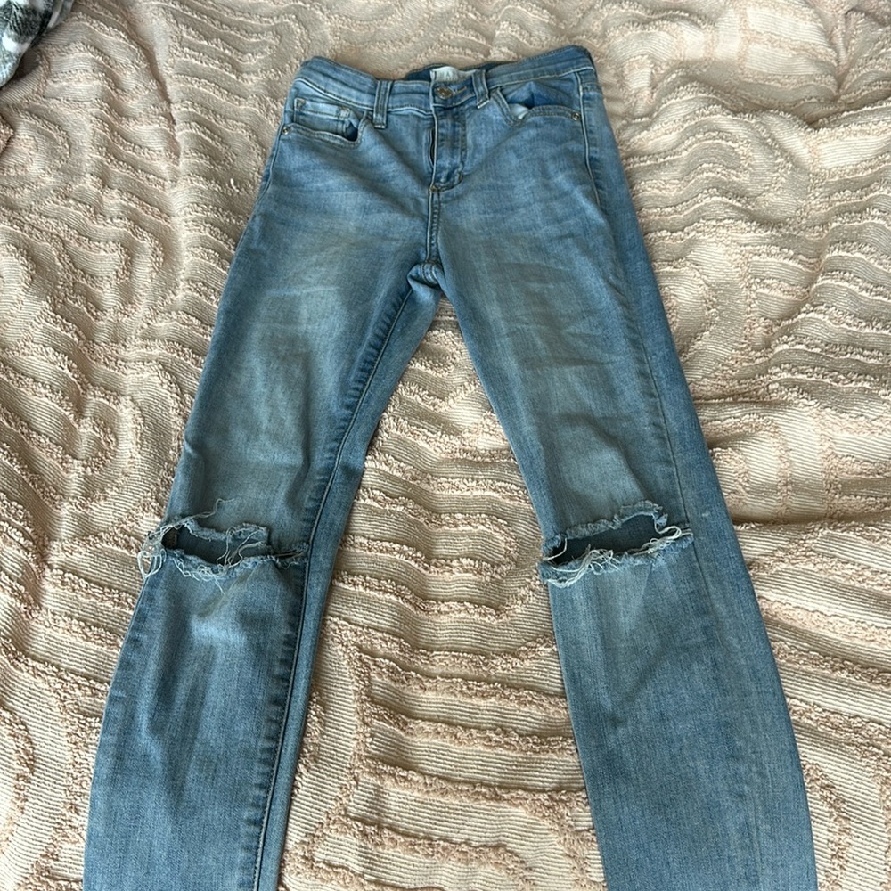 Selling jeans from Harper Heritage!!!!